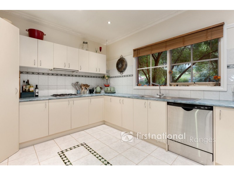 70 First Avenue, Cockatoo VIC 3781