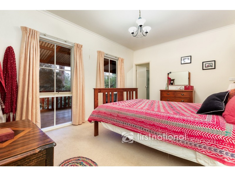 70 First Avenue, Cockatoo VIC 3781