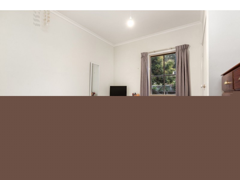 70 First Avenue, Cockatoo VIC 3781