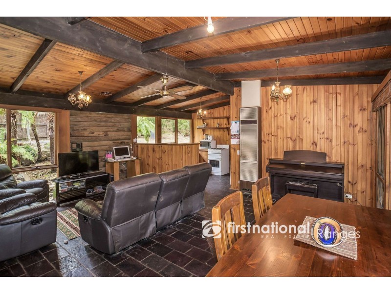 12 Olive Grove, Tecoma VIC 3160