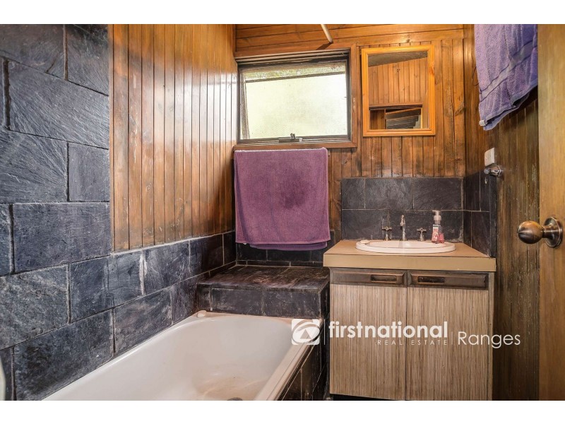 12 Olive Grove, Tecoma VIC 3160