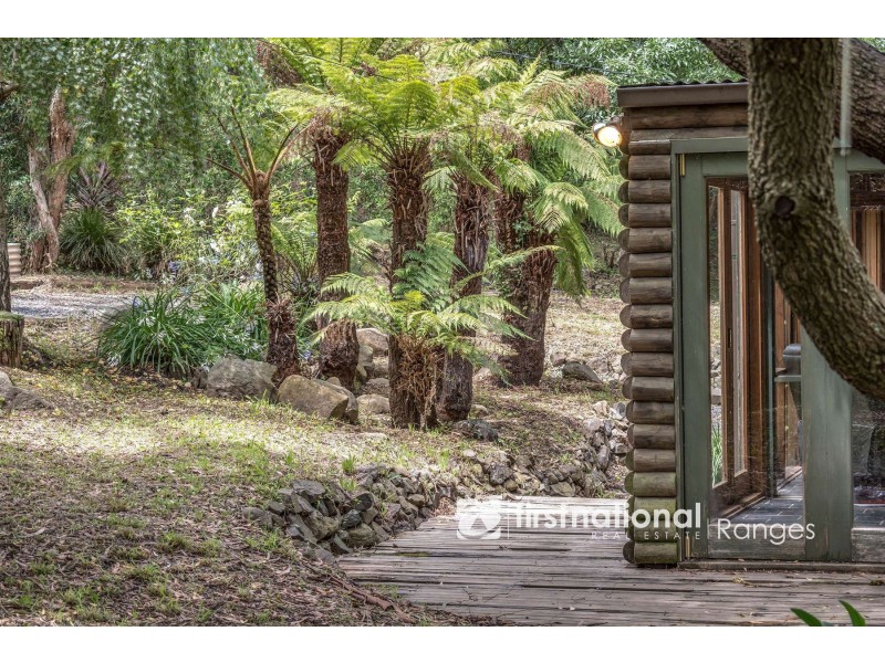 12 Olive Grove, Tecoma VIC 3160