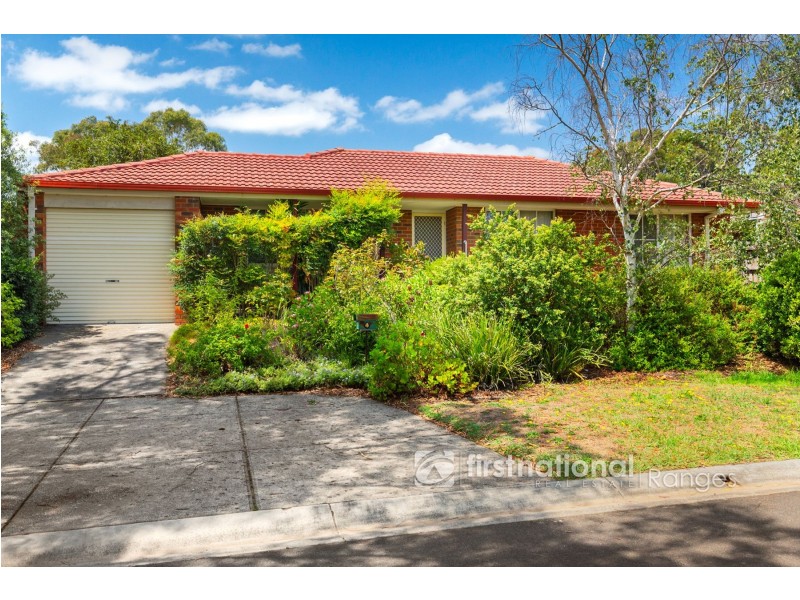 4 Wirrabarra Place, Berwick VIC 3806
