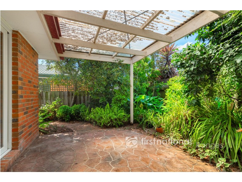 4 Wirrabarra Place, Berwick VIC 3806