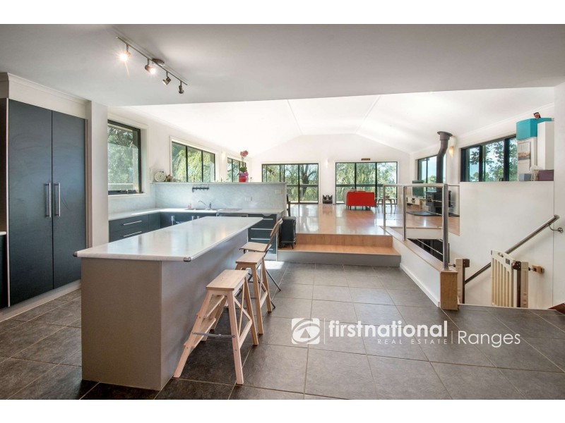 32 Deviation Road, Belgrave South VIC 3160