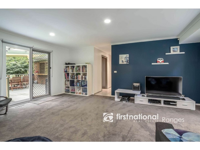 14 Woodland Grove, Selby VIC 3159