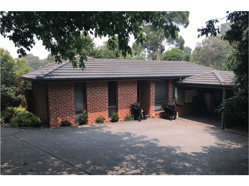 2/62 Medbury Avenue, Greensborough VIC 3088