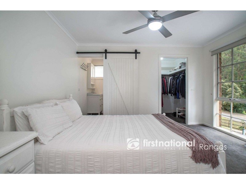 4 Ronald Avenue, Selby VIC 3159