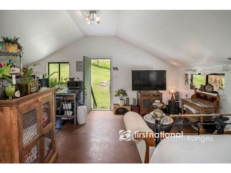 4 Ronald Avenue, Selby VIC 3159