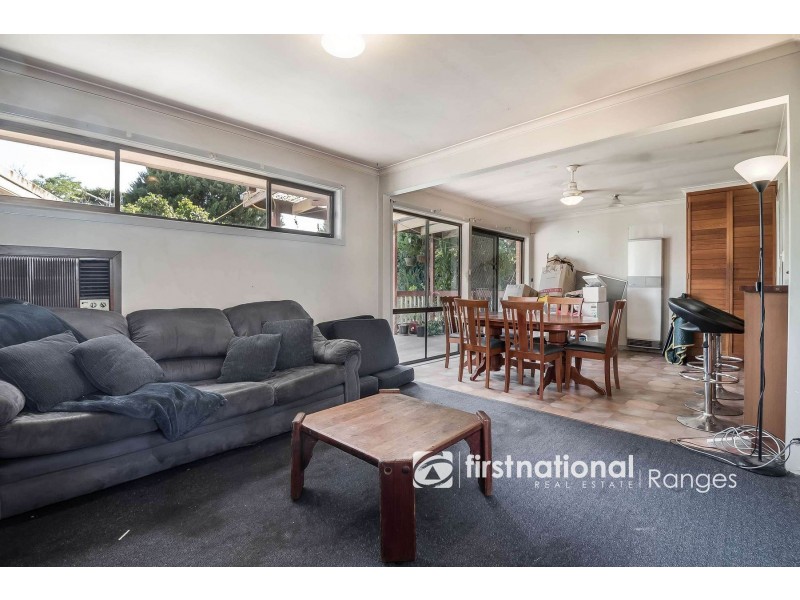 17 Whites Lane, Glen Waverley VIC 3150