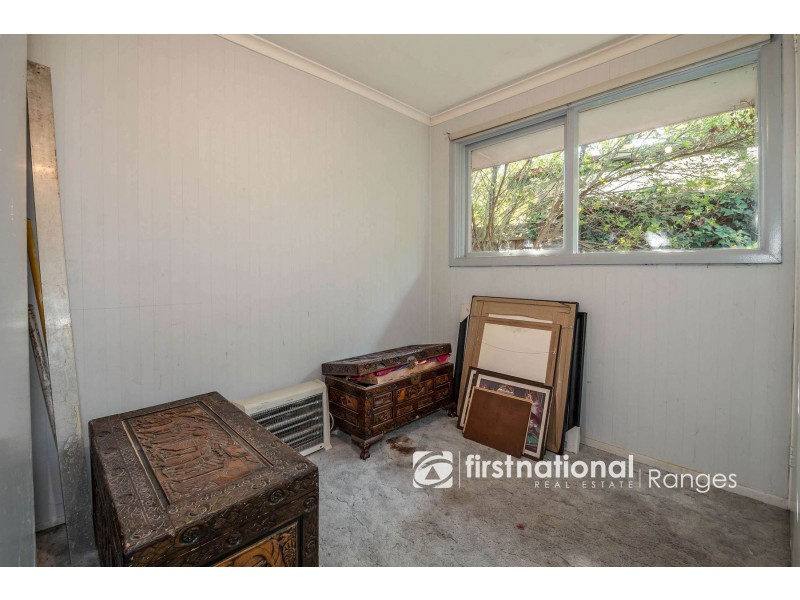 17 Whites Lane, Glen Waverley VIC 3150