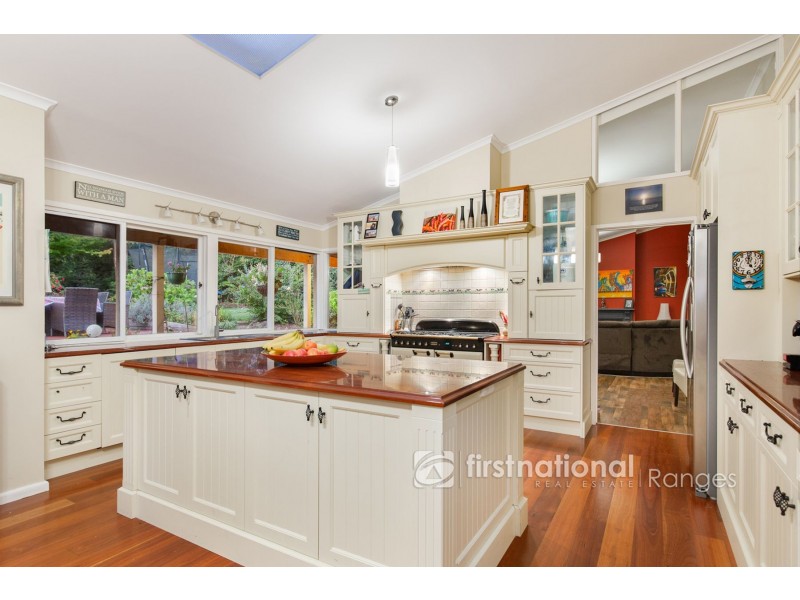 12 Macclesfield Road, Avonsleigh VIC 3782