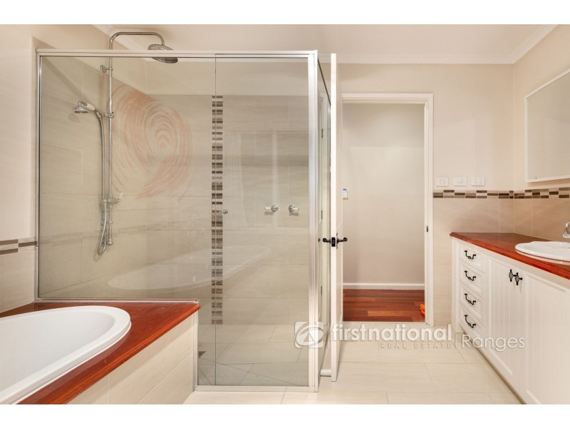 12 Macclesfield Road, Avonsleigh VIC 3782