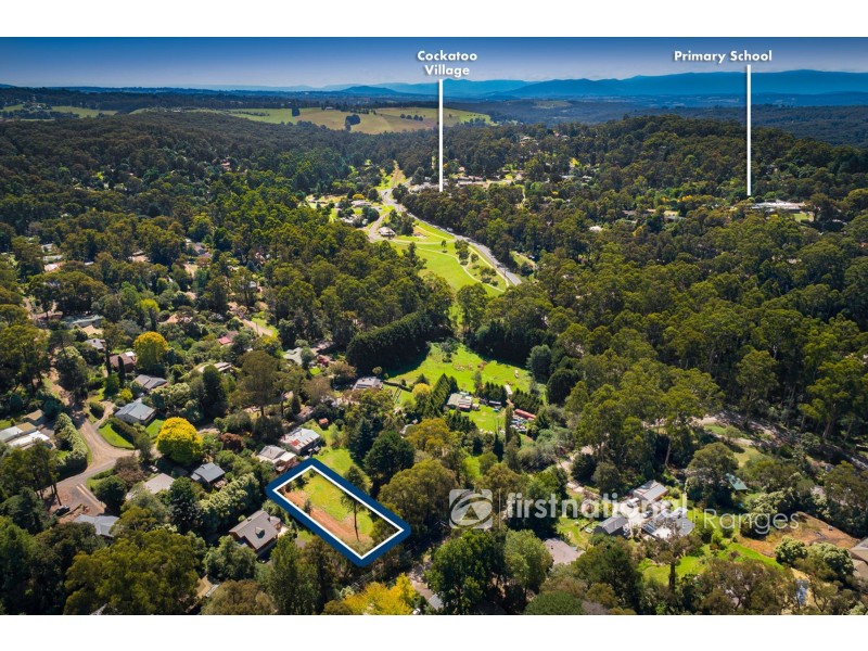 8 Alexander Road, Cockatoo VIC 3781