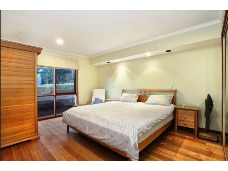 2 Nicole Court, Mooroolbark VIC 3138