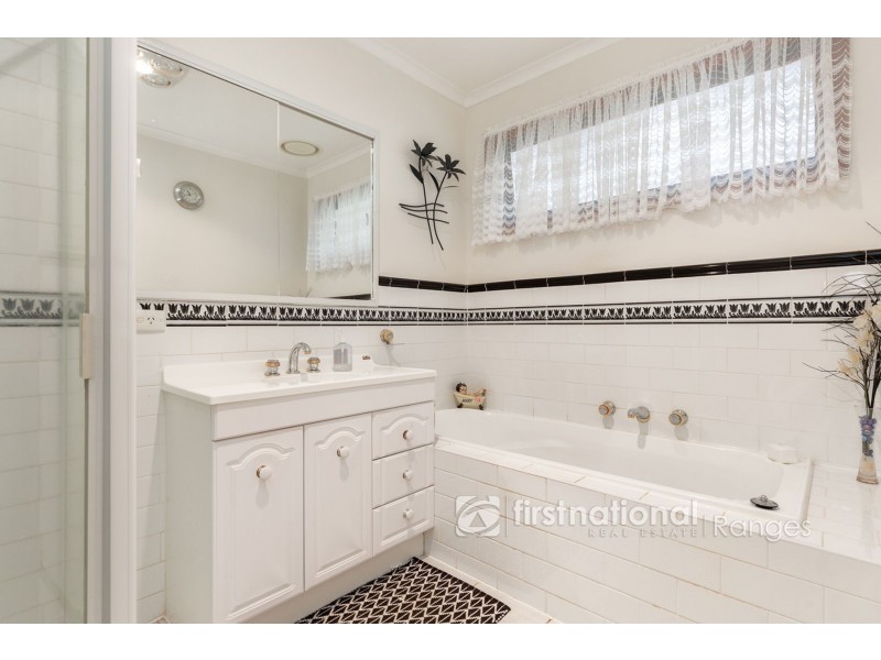 8 Ulmer Road, Emerald VIC 3782