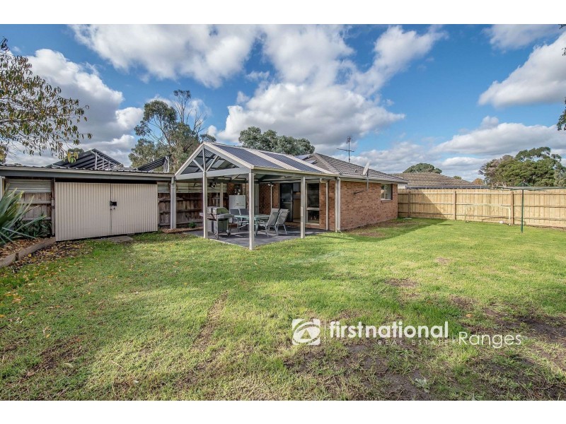 12 Cyprus Place, Pakenham VIC 3810
