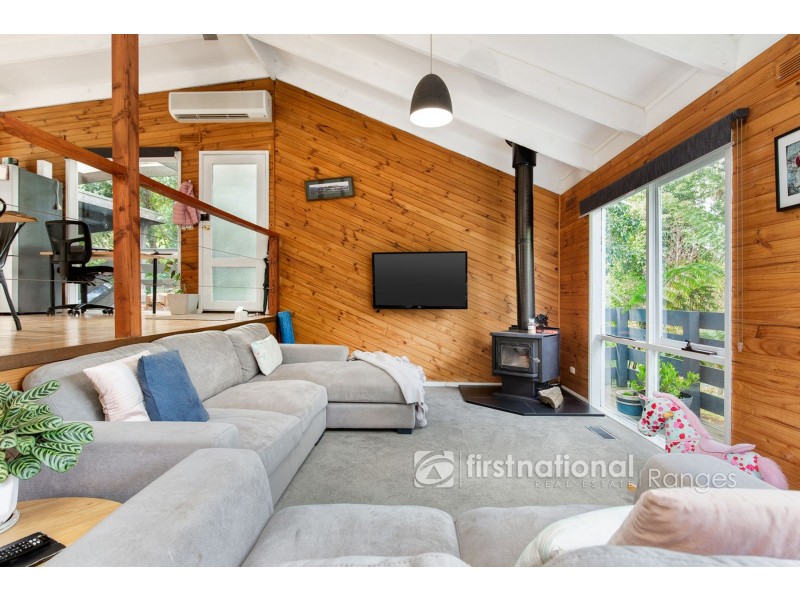 11 Emerald Lake Road, Emerald VIC 3782