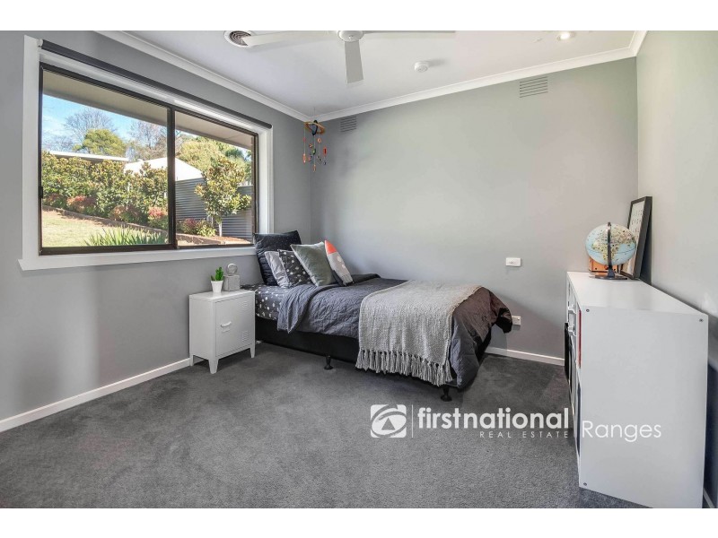 24 McAllister Road, Monbulk VIC 3793
