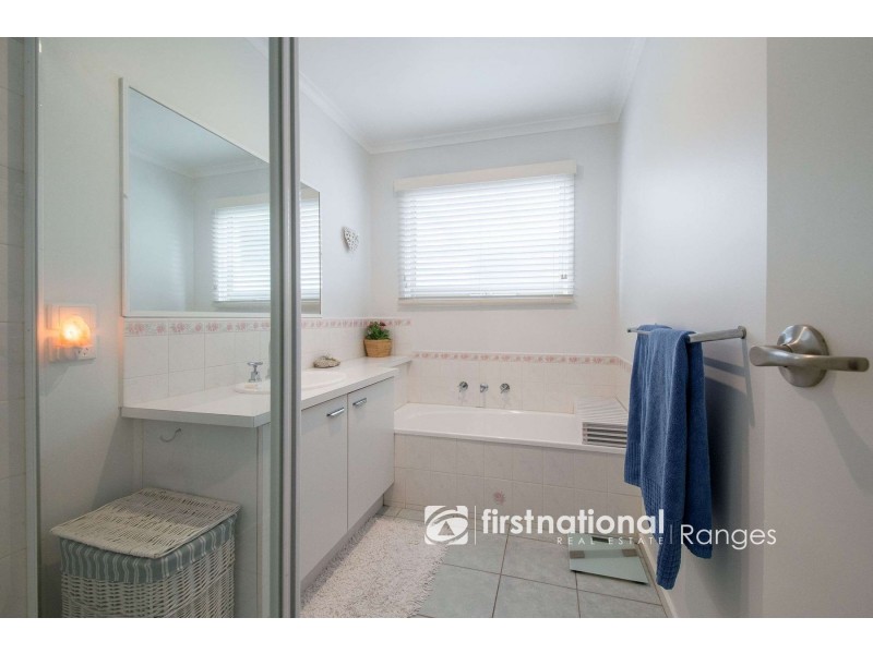 6 Marmont Place, Lysterfield VIC 3156