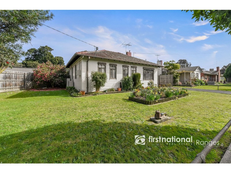 28 Kanooka Grove, Doveton VIC 3177