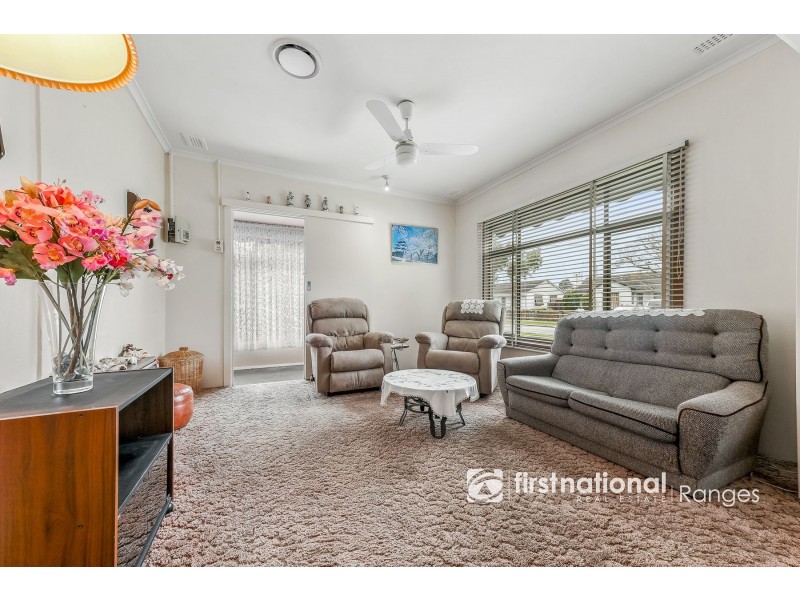 28 Kanooka Grove, Doveton VIC 3177