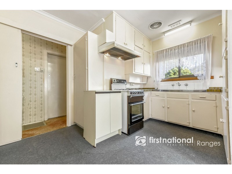 28 Kanooka Grove, Doveton VIC 3177