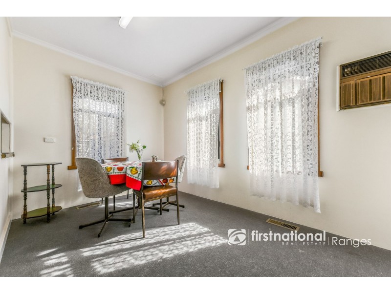 28 Kanooka Grove, Doveton VIC 3177