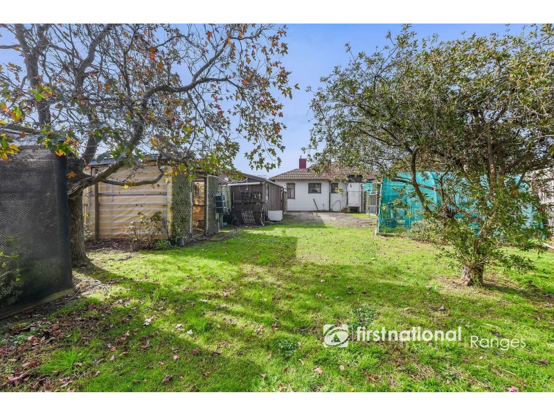 28 Kanooka Grove, Doveton VIC 3177