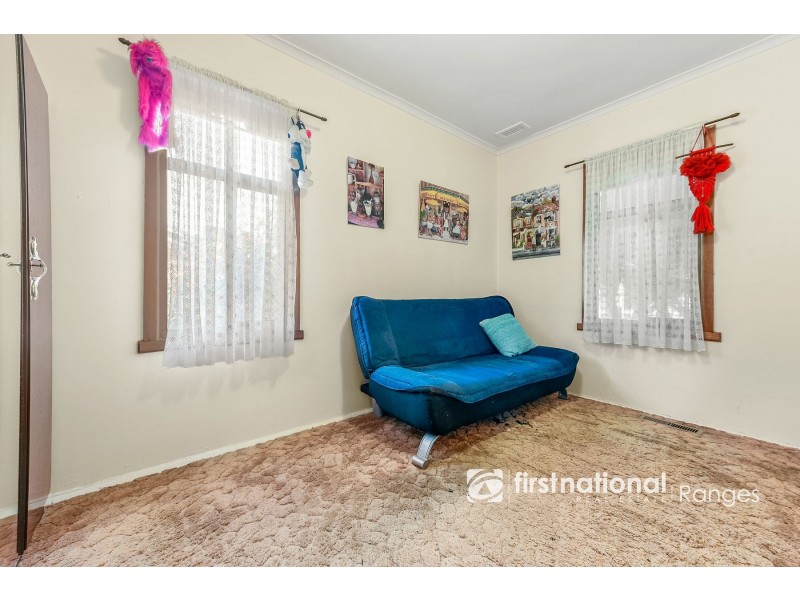 28 Kanooka Grove, Doveton VIC 3177