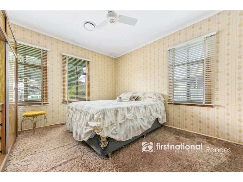 28 Kanooka Grove, Doveton VIC 3177