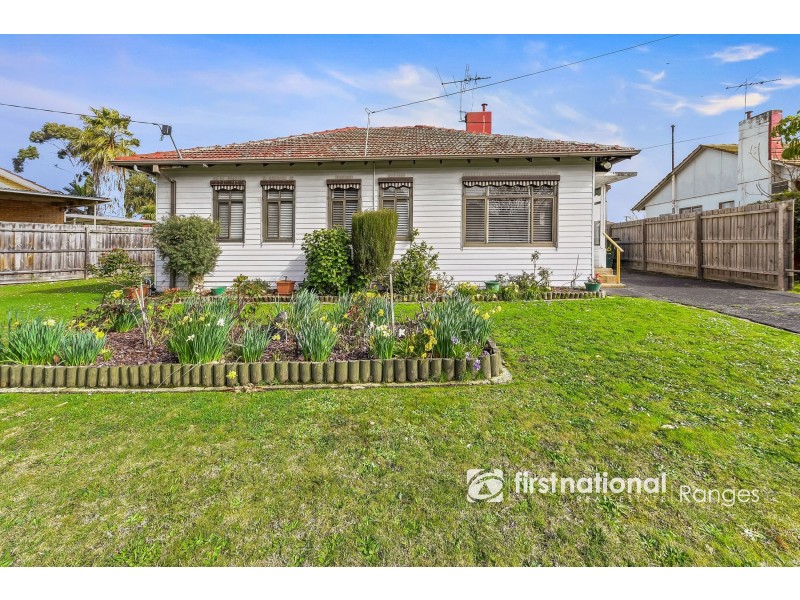 28 Kanooka Grove, Doveton VIC 3177