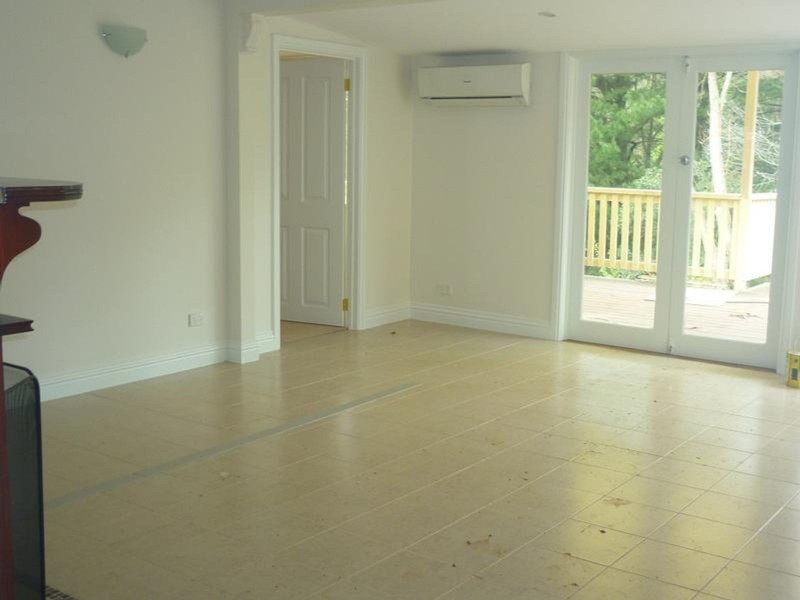 7 Neville Street, Cockatoo VIC 3781