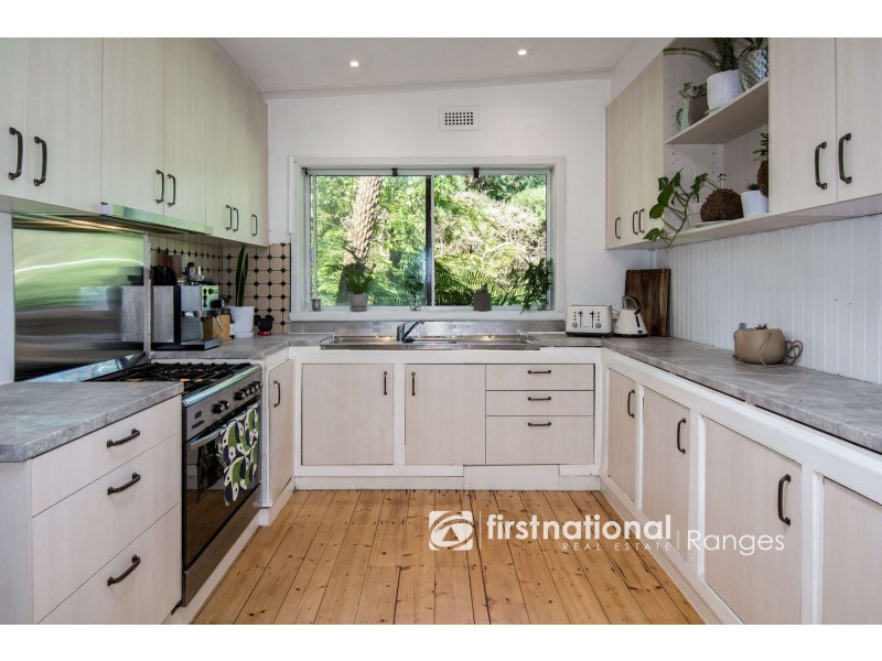 2 Grandview Crescent, Tecoma VIC 3160