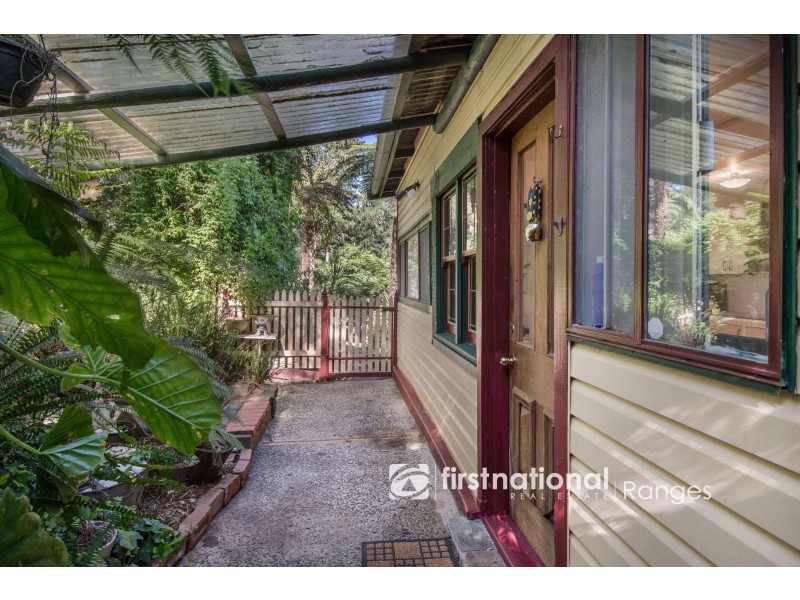 2 Grandview Crescent, Tecoma VIC 3160