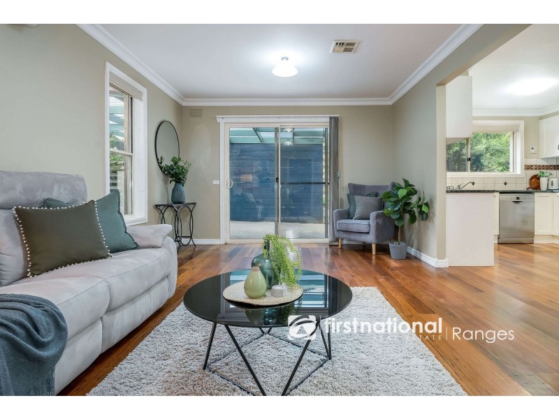 8 Loch Avenue, Monbulk VIC 3793