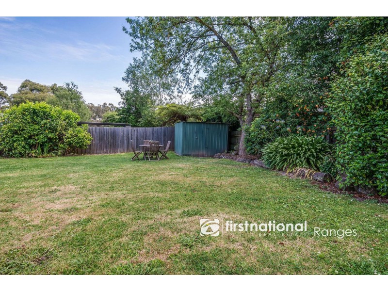 8 Loch Avenue, Monbulk VIC 3793