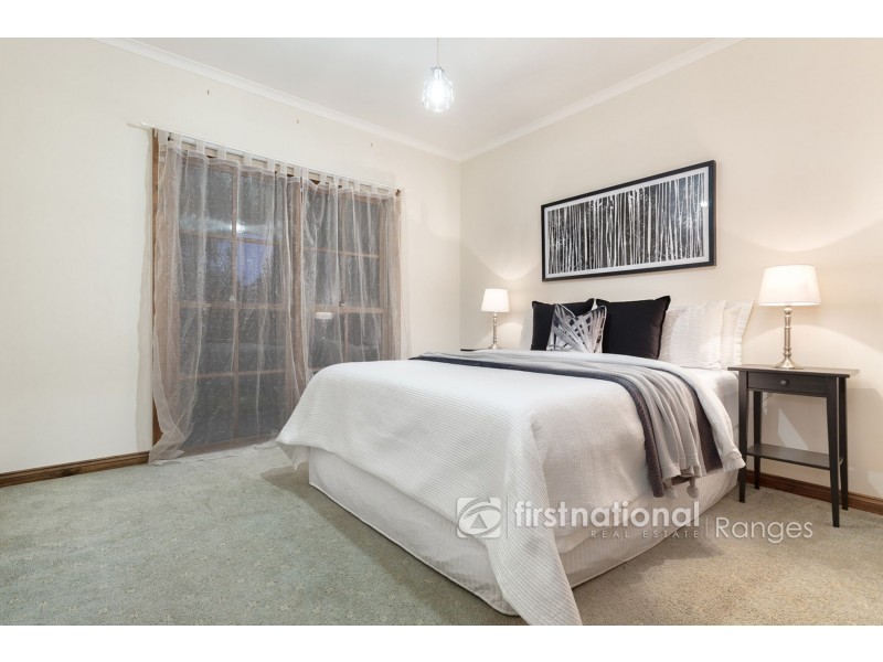 2 Meadowview Lane, Emerald VIC 3782