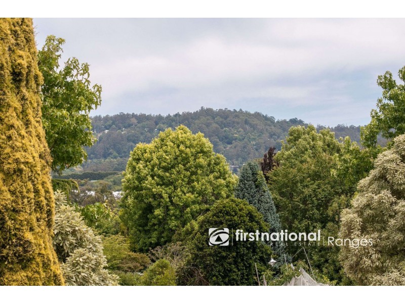 33 Moores Road, Monbulk VIC 3793
