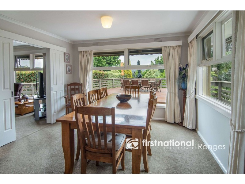 33 Moores Road, Monbulk VIC 3793