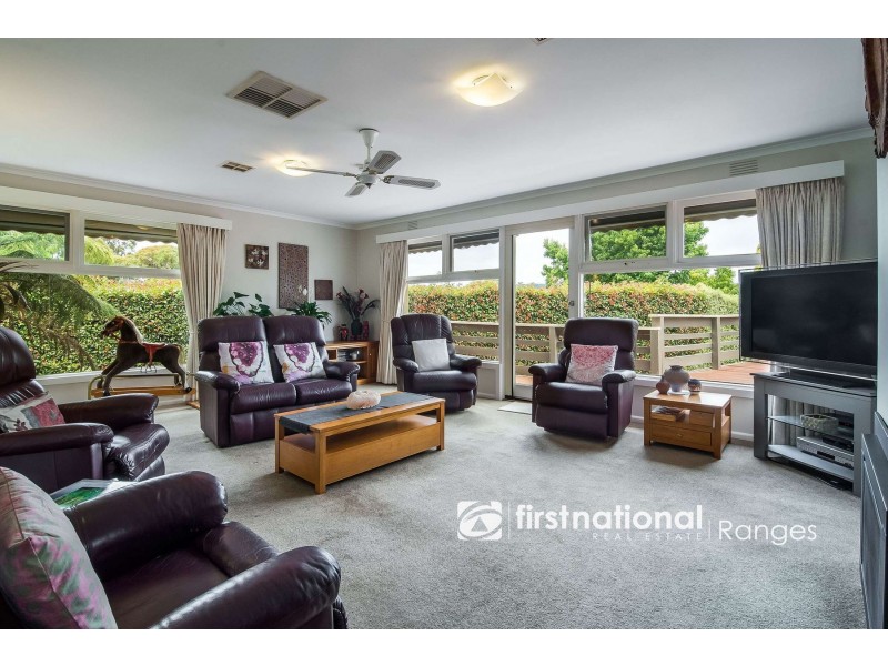 33 Moores Road, Monbulk VIC 3793