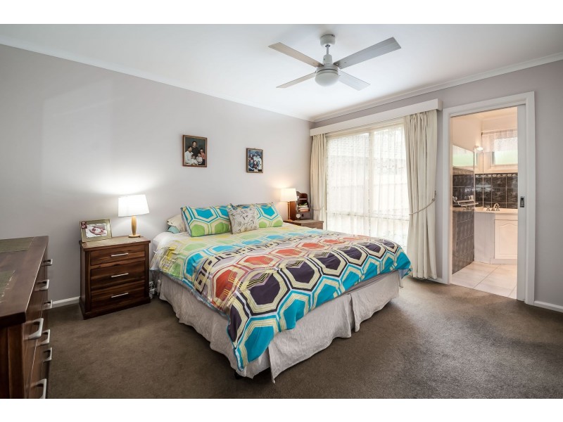 33 Moores Road, Monbulk VIC 3793