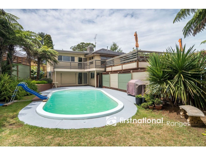 33 Moores Road, Monbulk VIC 3793