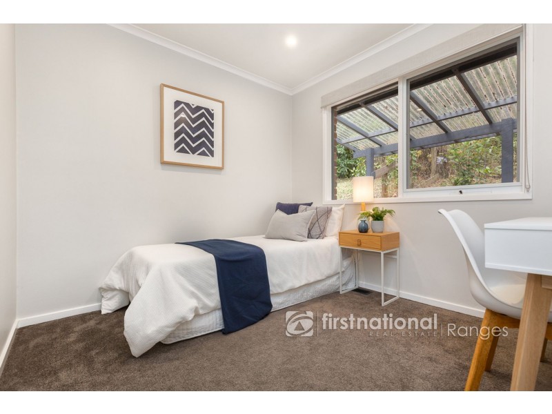 1 Glenvista Avenue, Emerald VIC 3782