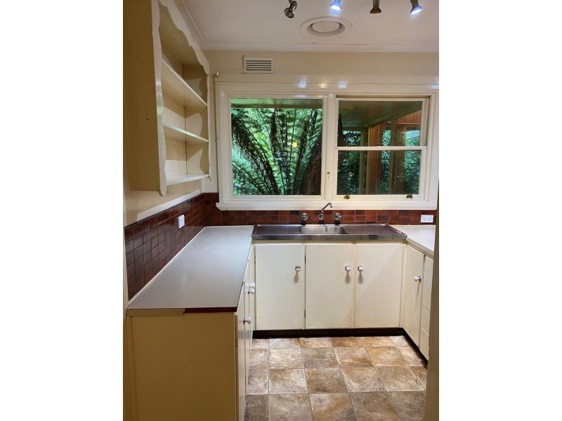 2 Mernda Road, Olinda VIC 3788