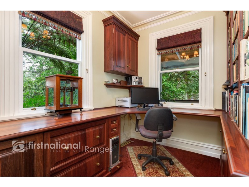 5 Curtis Road, Emerald VIC 3782