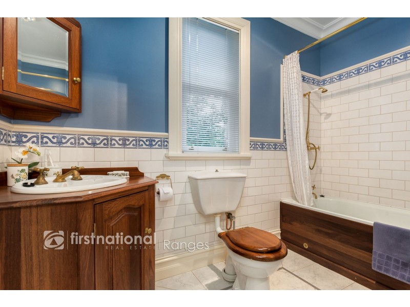 5 Curtis Road, Emerald VIC 3782