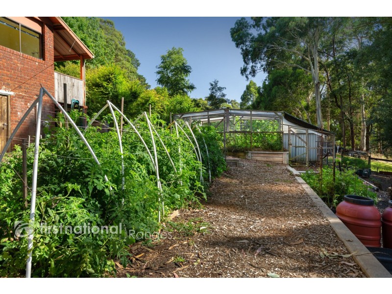 12 Baker Street, Cockatoo VIC 3781