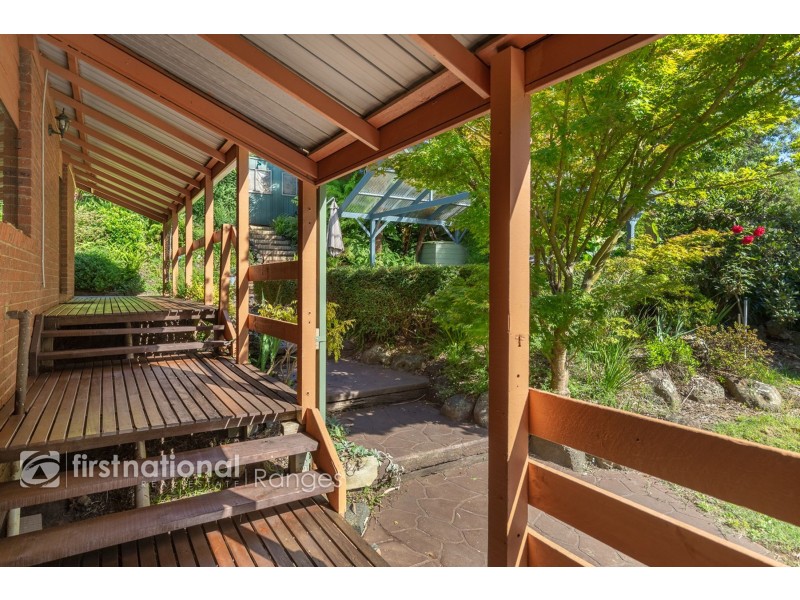 12 Baker Street, Cockatoo VIC 3781