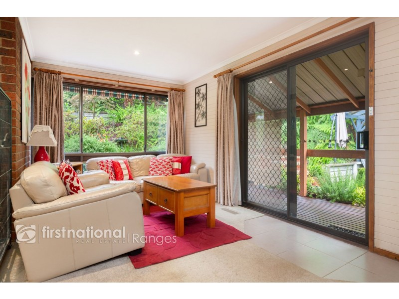 12 Baker Street, Cockatoo VIC 3781